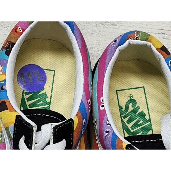 VANS Old Skool x Sesame Street Low Rainbow Stripes Sneakers Men Size 11.5 main image 9